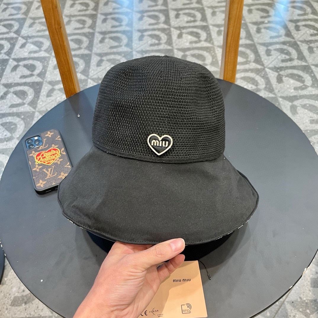 Miu Miu Caps